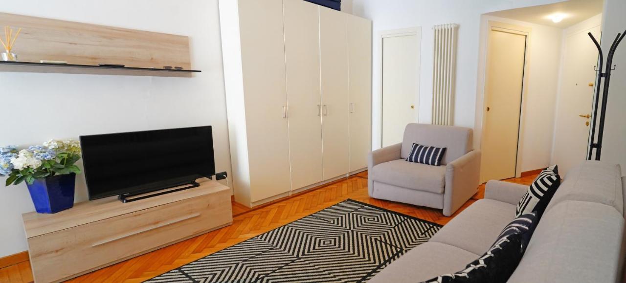 Mombello Loft Sanremo Bagian luar foto